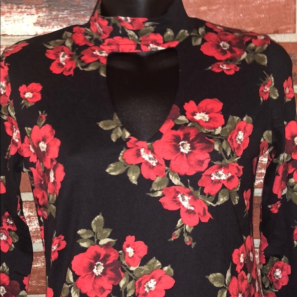 Mock Neck Chocker Long Sleeve Floral Top - Picture 3 of 8